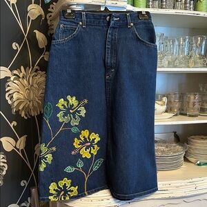 # 105  L.L. Bean  hand painted floral Jean skirt